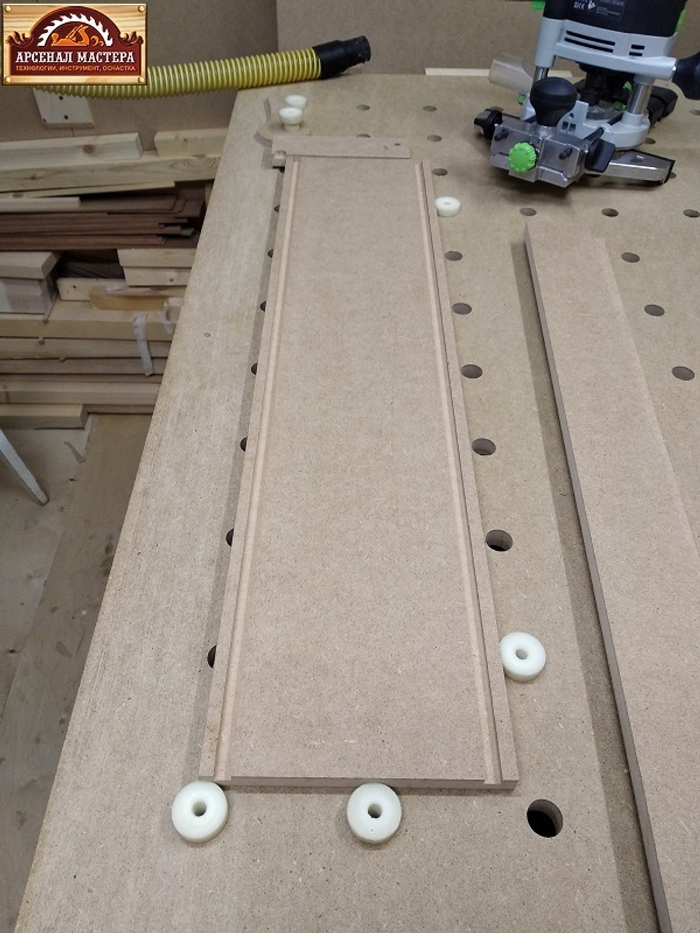 Вертикальный фрезер FESTOOL OF 1400 EBQ-Plus с кассетой фрез Box-OF-S в систейнере 576540