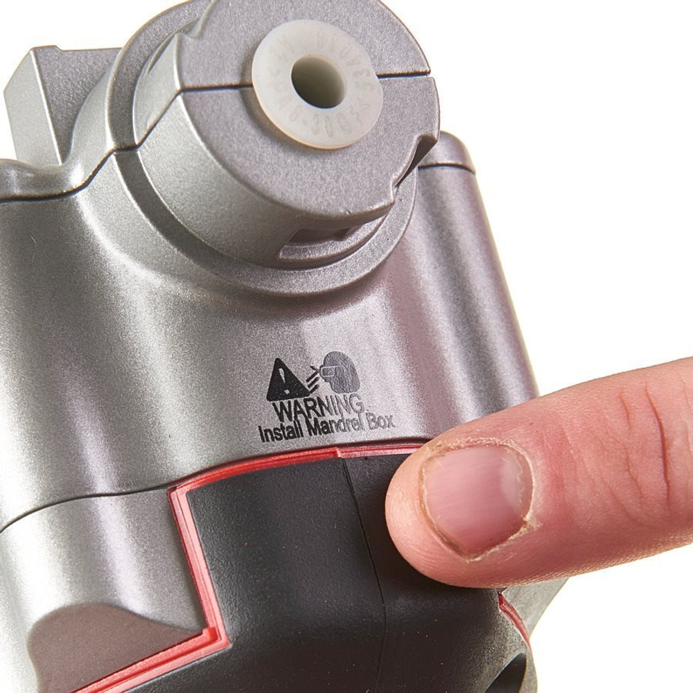 Легкий старт: Аккумуляторный заклепочник MILWAUKEE M12 BPRT-0 4933464404