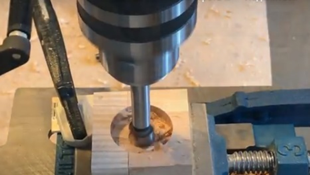 Настольный сверлильный станок полупрофессиональный 0,35 кВт 230 В JET JDP-10BM 10000430M