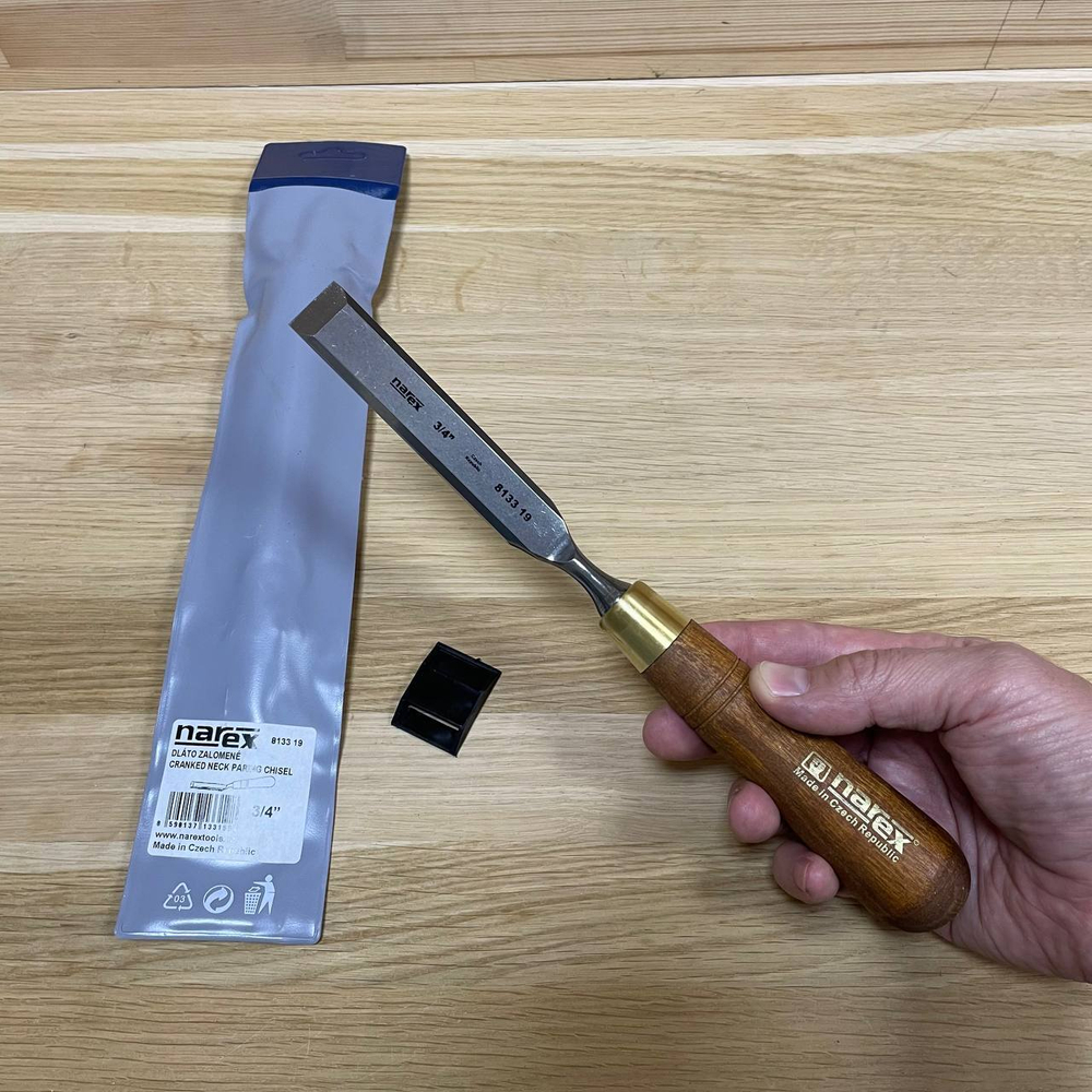 ХИТ! Стамеска плоская изогнутая 19 мм с ручкой Narex WOOD LINE PLUS 813319