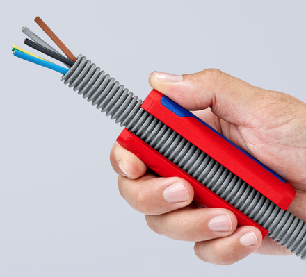 Труборез - стриппер TwistCut 100 мм для гофротрубы 13-32 мм, зачистка: 0.2-4 мм2, SB KNIPEX KN-902202SB