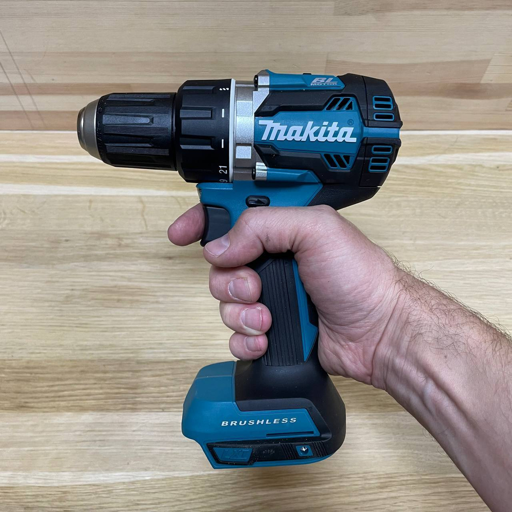 ХИТ! Аккумуляторная дрель - шуруповерт Makita 18 В, Max D сверления металл 13 мм, дерево 38 мм DDF484Z