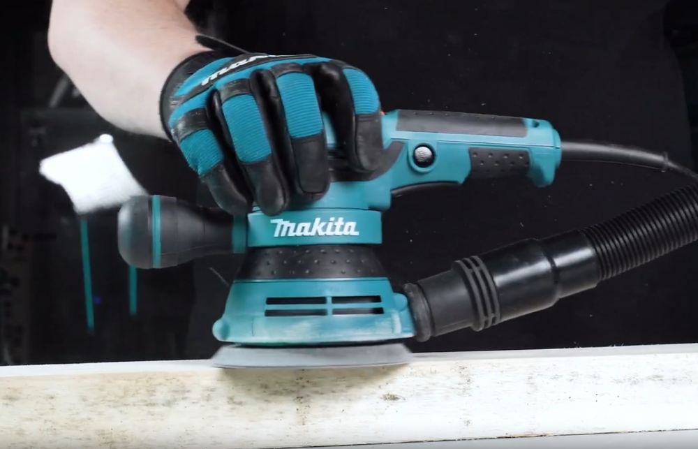 Новинка! Эксцентриковая шлифмашина сетевая Makita 0,3 кВт Диск 125 мм, амплитуда колебаний 2,8 мм BO5041