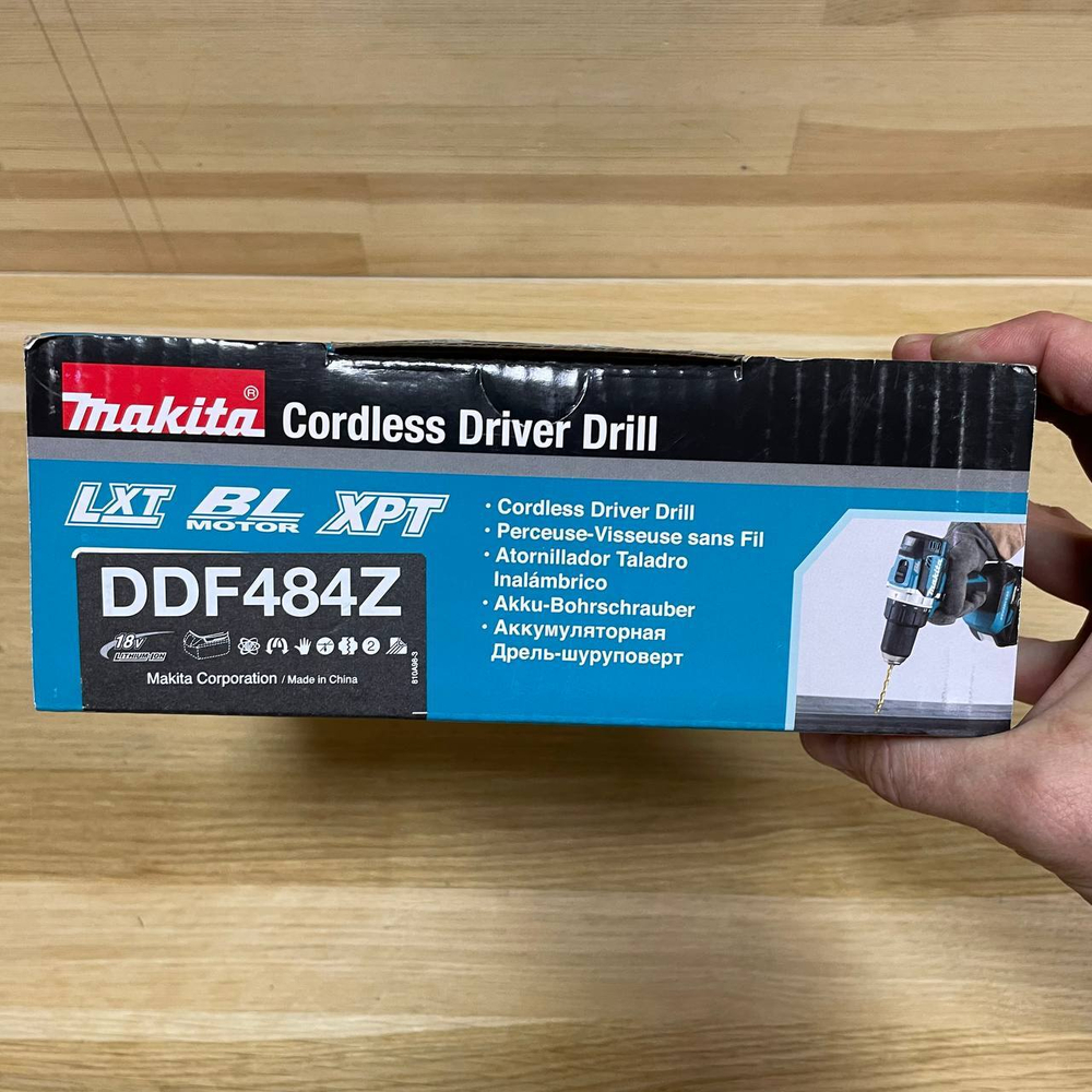 ХИТ! Аккумуляторная дрель - шуруповерт Makita 18 В, Max D сверления металл 13 мм, дерево 38 мм DDF484Z