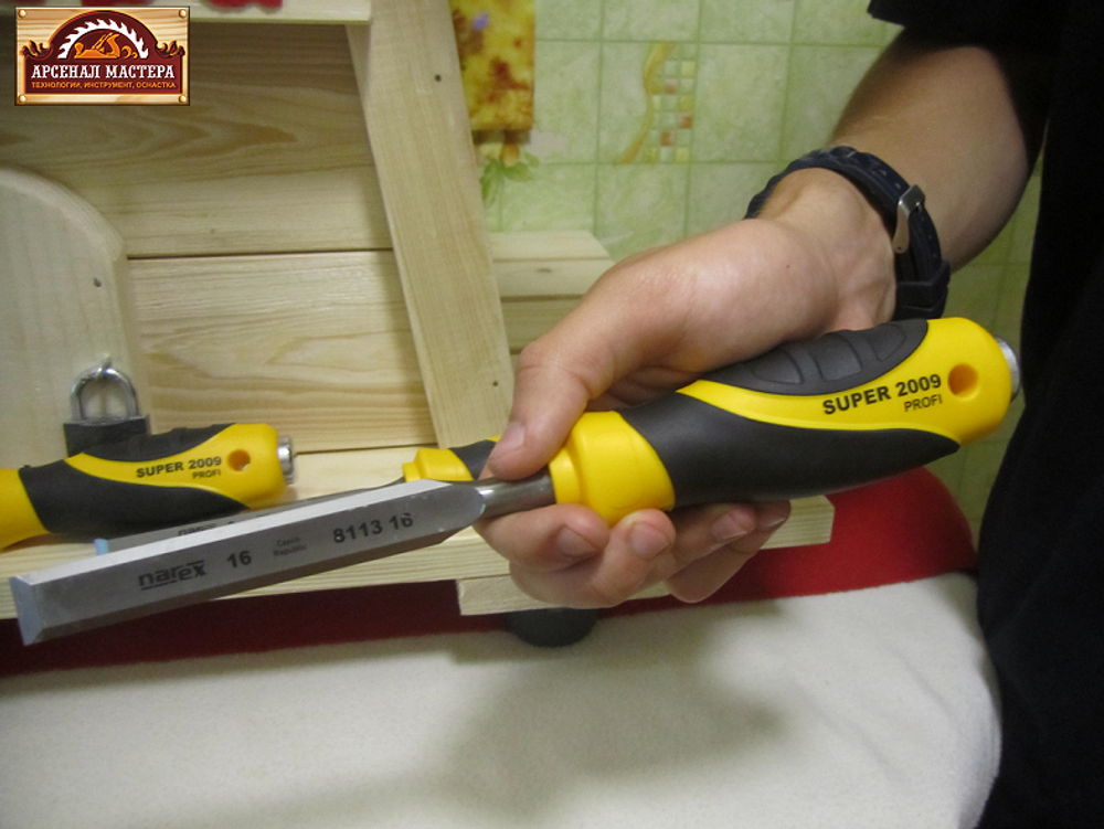 ХИТ! Набор столярных плоских стамесок 4 шт с ручкой Narex SUPER 2009 LINE PROFI 8, 10, 16, 32 мм в картонной коробке 860601