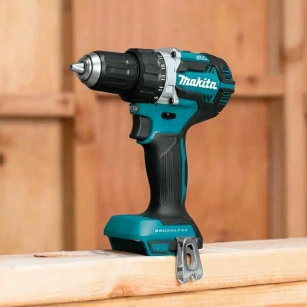 Новинка! Аккумуляторная дрель - шуруповерт Makita 18 В, Max D сверления металл 13 мм, дерево 38 мм DDF484Z