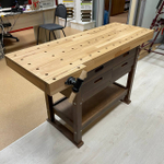 ХИТ! Верстак столярный 140 х 49,8 х 85 см с одними тисками, буковый верх, сосновое основание, 4 выдвижных ящика, цвет тумбы тёмный орех, выставочный образец