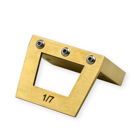 Новинка! Шаблон разметочный для косых шипов ПЕТРОГРАДЪ, модель 2, угол наклона 1:7. Для разметки соединения Ласточкин хвост на мягких и твердых породах древесины М00020159