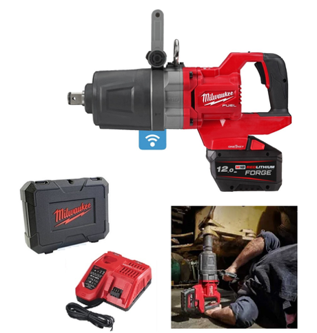 Новинка! Набор в кейсе M18 FUEL ONEFHIWF1DS-121C: Аккумуляторный высокомоментный ударный гайковерт MILWAUKEE ONEFHIWF1DS-0 1'' с D - образной рукояткой (укороченный) FORGE, Аккумулятор FB12 12 Ач, Зарядное устройство М12-18 FC 4933499253