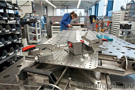 Зажим с выдвигаемым упором на горизонтальном основании BESSEY BE-STC-IHH15