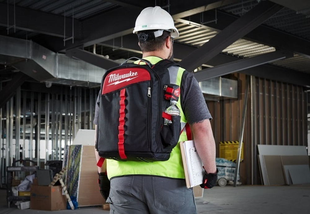 Рюкзак компактный для инструмента пустой MILWAUKEE 4932464834