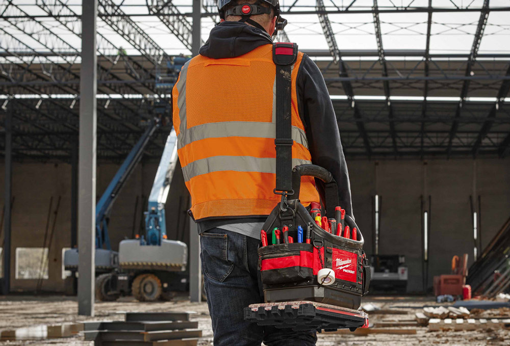 Новинка! Сумка для инструмента PRO открытая 25 см, 35 карманов PACKOUT пустая MILWAUKEE 4932493622