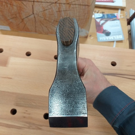 Тесло ПЕТРОГРАДЪ резчицкое N 4 полуплоское наружная заточка 270 мм / 45 мм М00016428