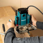 Новинка! Фрезер погружной сетевой мощный Makita 2,1 кВт, 9000-22000 об/мин, для вырезания пазов и выемок в дереве, гипсокартоне, композитных материалах RP2303FC02