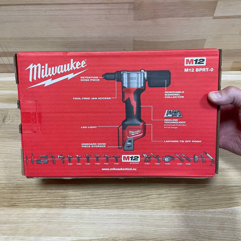 Легкий старт: Аккумуляторный заклепочник MILWAUKEE M12 BPRT-0 4933464404