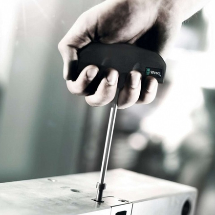 Отвертка с поперечной ручкой 467 TORX TX 15 / 100 Мм WERA WE-013360