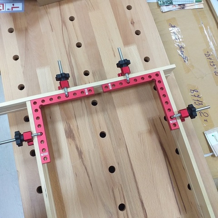 ЗИМА ДЕШЕВЛЕ ХИТ! Набор из 2 угольников 160 х 160 мм для фиксации заготовок под углом 90 градусов с двухсторонней метрической шкалой Woodwork CLM-005