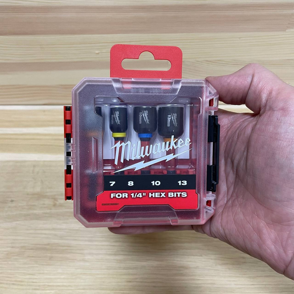 Новинка! Набор 4 предмета Насадки магнитные торцевые SHOCKWAVE хвостовик 1 / 4 дюйм HEX 7, 8, 10, 13 мм GEN II для шуруповертов с высоким крутящим моментом и импульсных винтовертов Milwaukee 4932492445