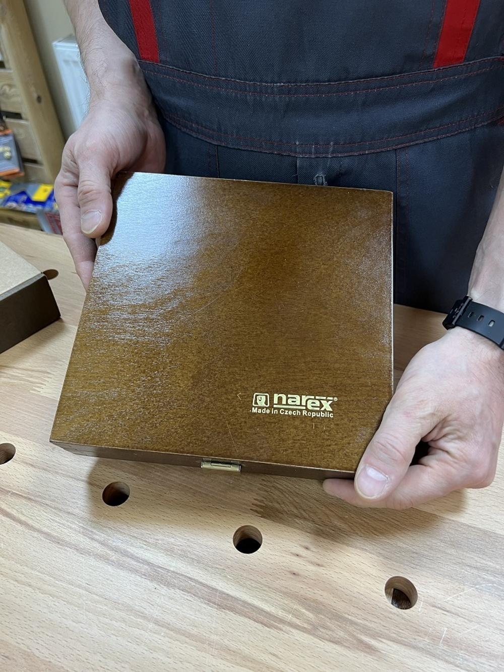 ЦЕНЫ НИЖЕ ХИТ! Набор столярных коротких стамесок Narex Wood Line Plus в деревянном кейсе 4 шт 6, 12, 20, 26 мм 853750