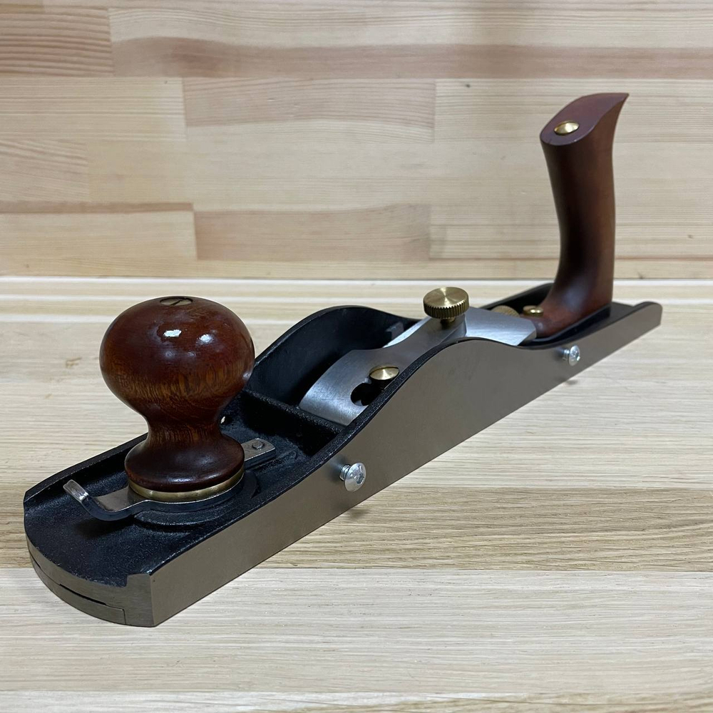 Рубанок торцовочный N 62 Low Angle Jack Plane сталь, ширина ножа 50 мм, длина подошвы 350 мм с боковой рукоятью GOLDRATIO М00023532