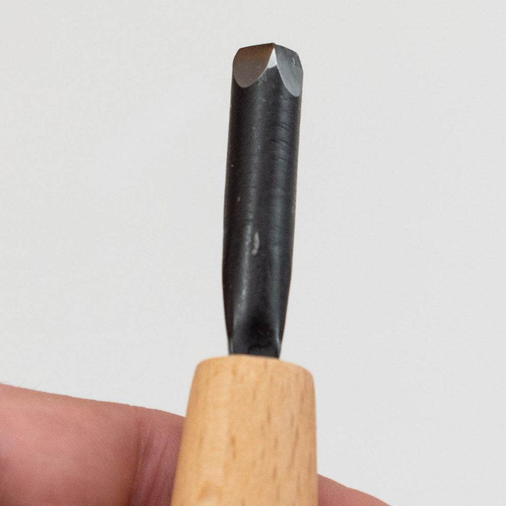 Новинка! Стамеска японская для резьбы по дереву Miki Tool Seigen N 12, угловая, V-образная, 6 мм, Эйсмус М00019868