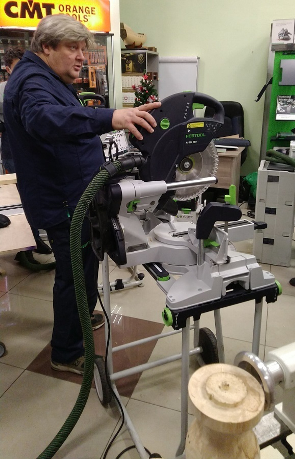 Торцовочная пила с протяжкой FESTOOL KAPEX KS 120 REB-Set-MFT с Многофункциональным столом MFT 576663