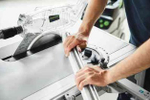 Монтажная дисковая пила 2,2 кВт диск 254 мм FESTOOL TKS 80 EBS-Set с подвижным столом, кожухом, упором 575828
