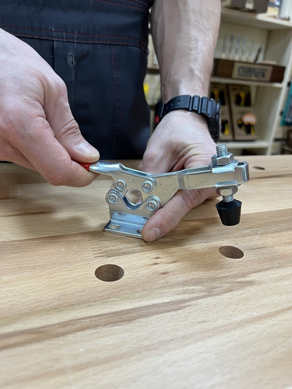 ХИТ! Зажим механический с горизонтальной ручкой усилие 227 кг Woodwork GH-225-D