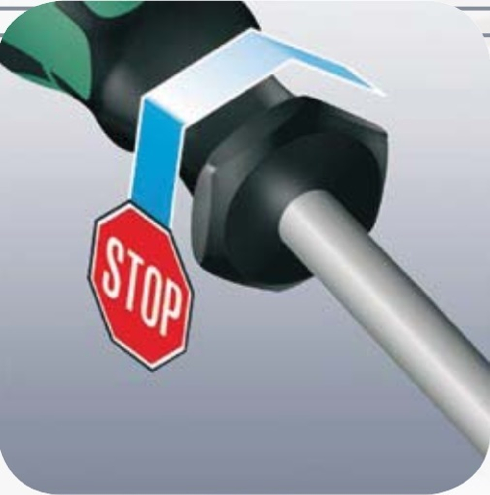 Отвертка шлицевая 4 х 100 335 WERA WE-110004