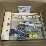 Новинка! Чешский верстак PINIE HeavyDuty накладной столярный деревянный 620 х 350 х 85 мм, столешница из массива бука 40 мм, 1 тиски York, 8 отверстий 20 мм под фиксаторы WT3D20