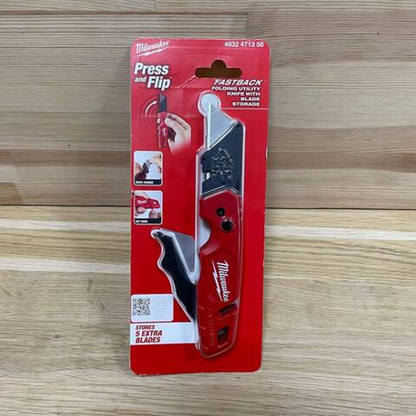 ХИТ! Нож складной многофункциональный с хранением лезвий FASTBACK MILWAUKEE 4932471358