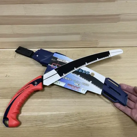 Новинка! Пила ручная садовая японская изогнутая гибридный зуб НОЖОВКА TAKAGI Sheath Pruning Saws Shark Saw 300 x 0,9 мм 7TPI с PTFE покрытием. Ножны в комплекте 107326