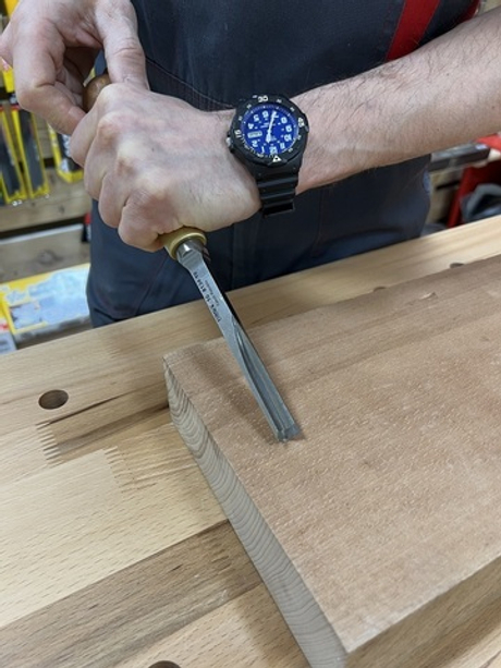 ЦЕНЫ НИЖЕ ХИТ! Стамеска угловая 10 мм Narex Wood Line Plus 813410