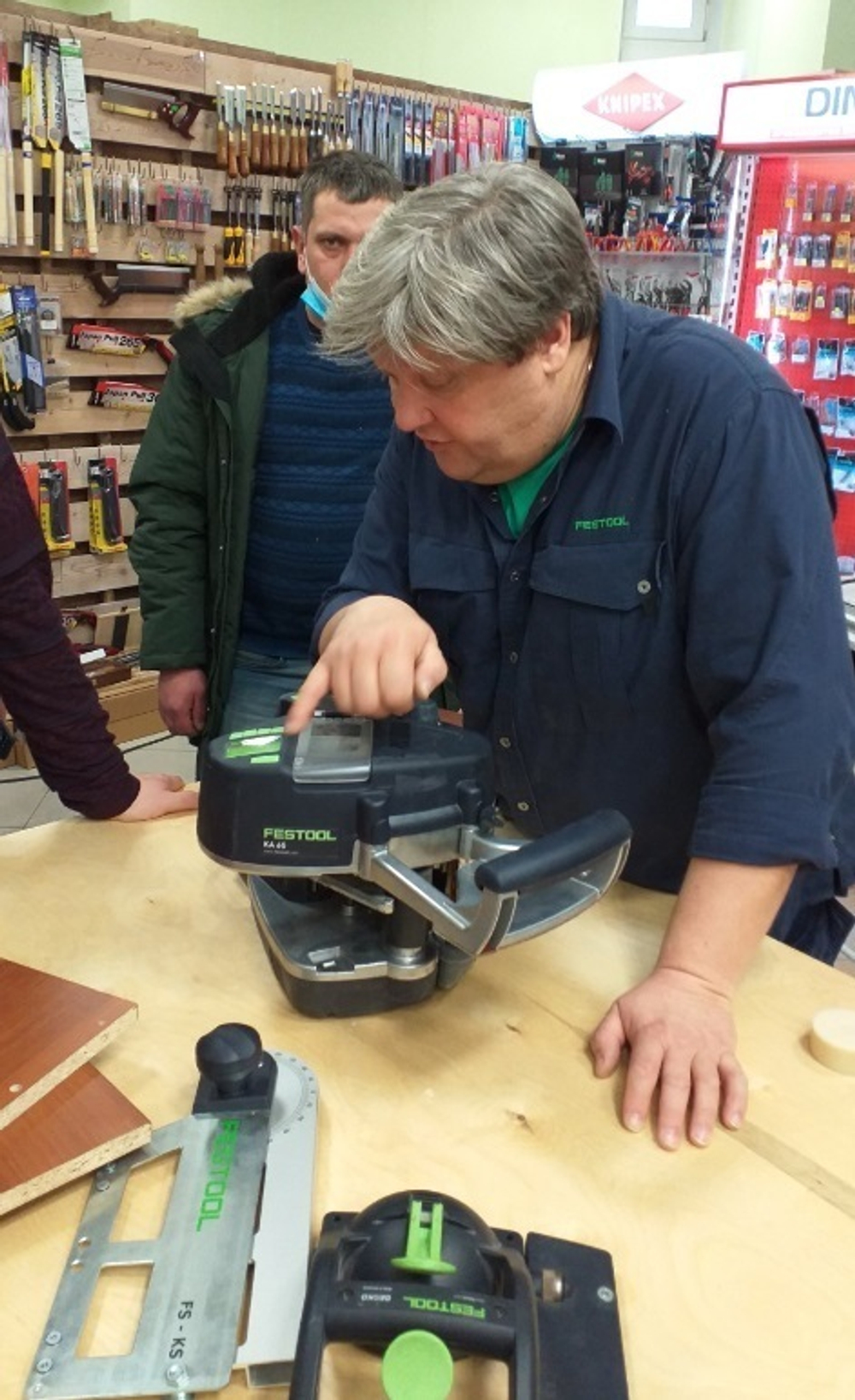 Машина кромкооблицовочная в систейнере SYS3 KA 65-Plus CONTURO Festool 577836