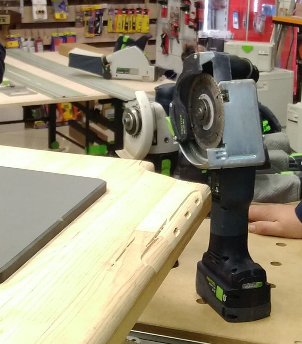 Аккумуляторная алмазная ручная отрезная система с УШМ FESTOOL DSC-AGC 18-125 FH EB-Basic 576829