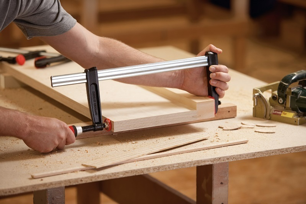 Струбцина из ковкого чугуна TPN с системой Best-Comfort BESSEY BE-TPN80S12BE-2K