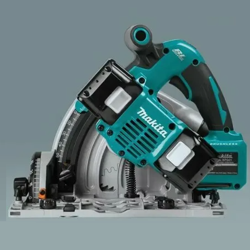 Новинка! Аккумуляторная погружная дисковая пила Makita 18В диск 165 /20 мм, для раскроя листовых материалов из древесины, алюминия, массивных деревянных панелей. для вырезания прямых углублений DSP600Z