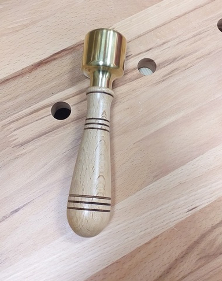 ХИТ! Киянка латунная / Молоток резчицкий 500 г рукоятка из бука Woodwork 852002W