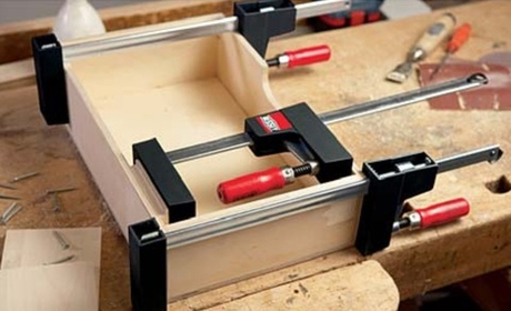 Универсальный зажим (Струбцина корпусная) UK BESSEY BE-UK16