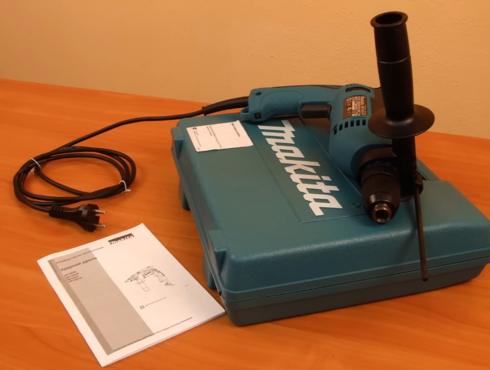 Новинка! Дрель ударная сетевая Makita HP 1641 FK 0,68 кВт 220 В, Двухрежимная, D сверления бетон 16 мм, дерево 30 мм, металл 13 мм HP1641FK