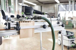 СУПЕР ХИТ! Комплект OF 1010 REBQ-Plus FESTOOL Вертикальный фрезер OF 1010, боковой упор, устройство для установки на шину - направляющую в систейнере 576919