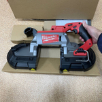 Легкий старт: Аккумуляторная ленточная пила по металлу M18 FUEL CBS125-0 Milwaukee 4933447150