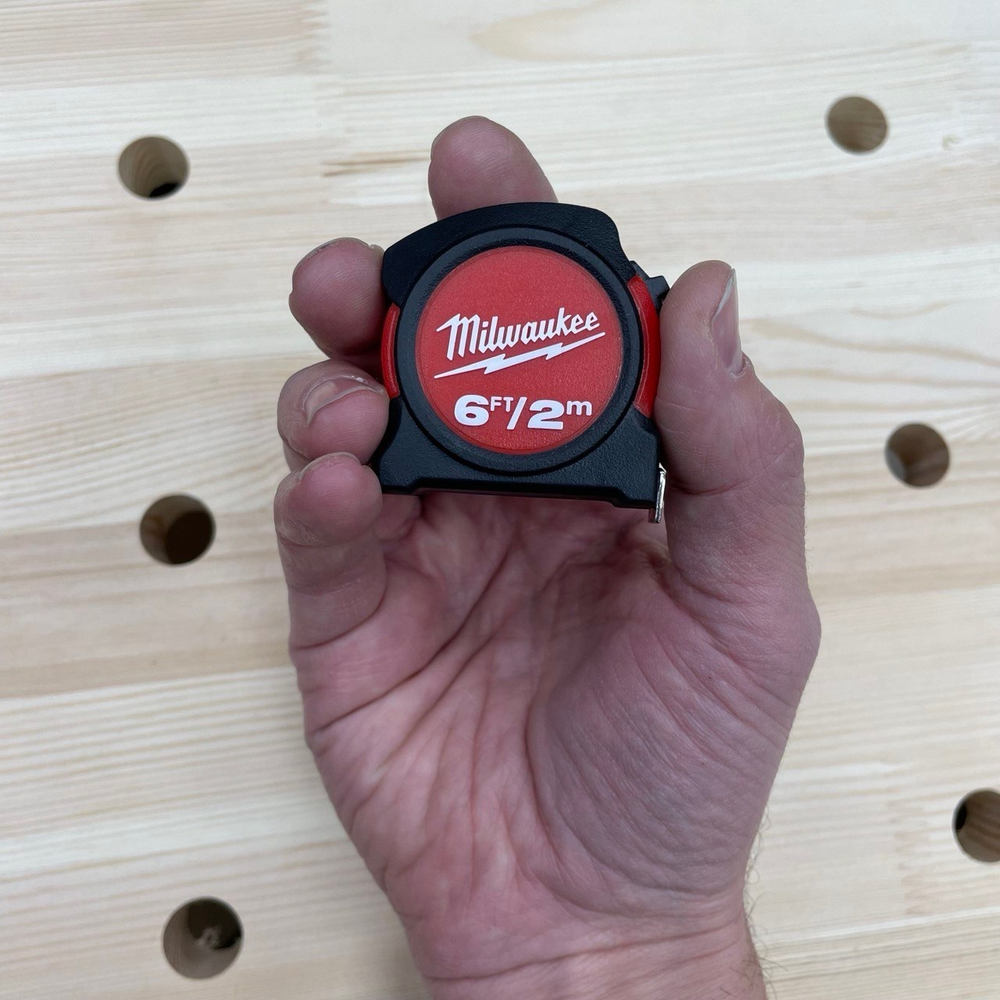 АКЦИЯ 2025 ЗИМНИЕ ПОДАРКИ! КОМПЛЕКТ с Рулеткой 2 м / 13 мм 48225502 по цене Комплекта Бит 10 шт Shockwave Impact Duty PH2 x 50 мм 4932430855 MILWAUKEE ACC2511011