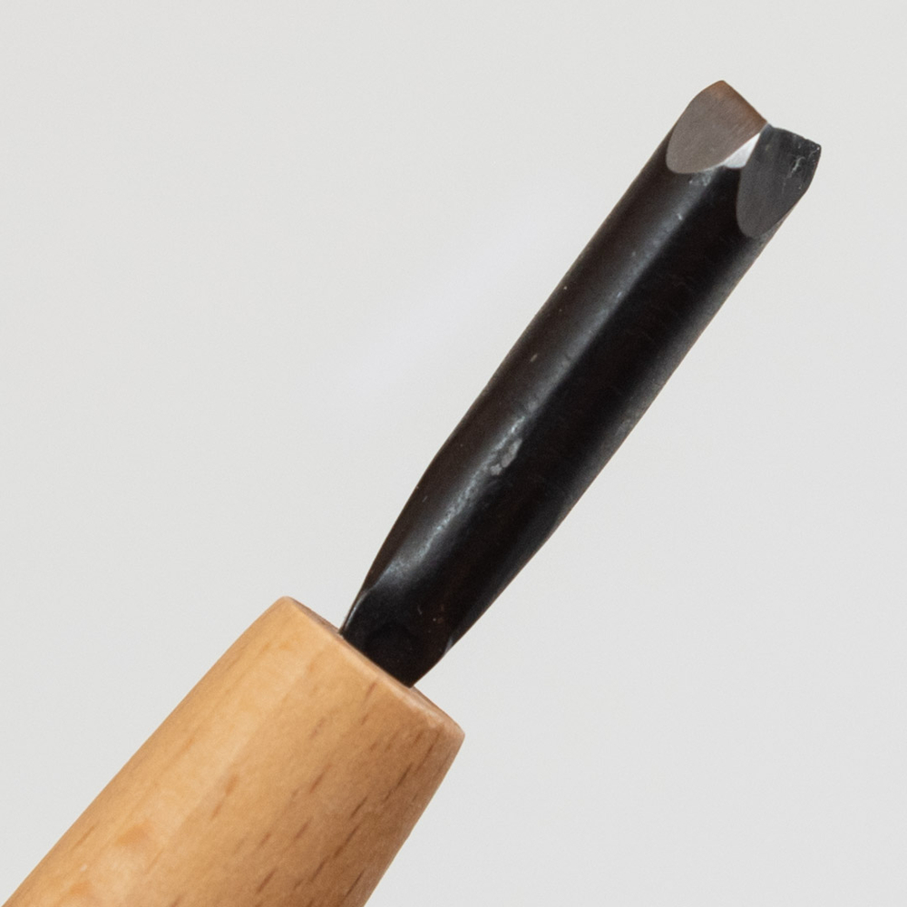 Новинка! Стамеска японская для резьбы по дереву Miki Tool Seigen N 12, угловая, V-образная, 6 мм, Эйсмус М00019868