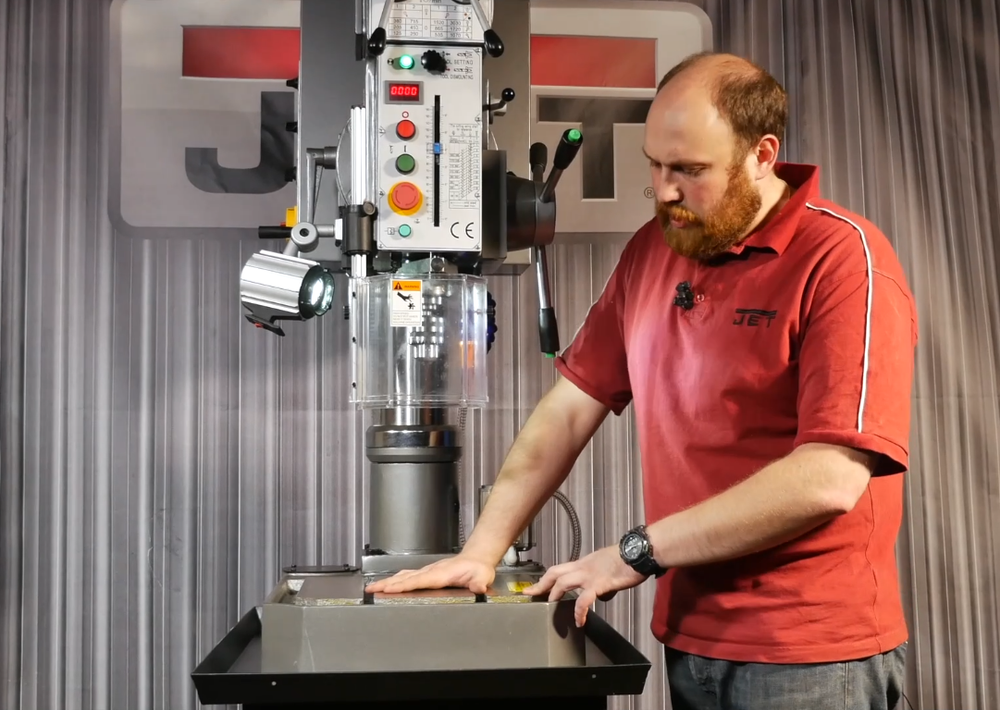 АКЦИЯ ЧЕРНАЯ ПЯТНИЦА! Редукторный сверлильный станок настольный с подставкой JET GHD-35PFA 1,2 кВт 380 В по металлу, Мах Ø35 мм, М22, с редуктором, погруженным в масло, сверлильные работы в условиях высокой загруженности 50000965T