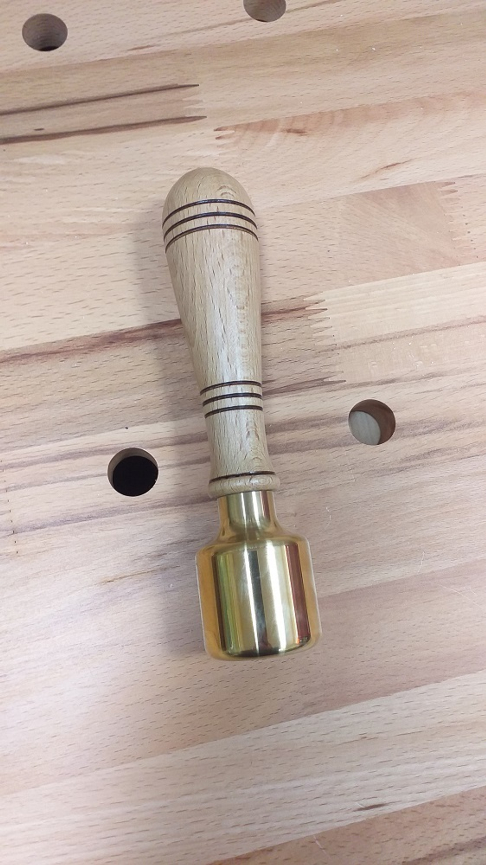 ХИТ! Киянка латунная / Молоток резчицкий 500 г рукоятка из бука Woodwork 852002W