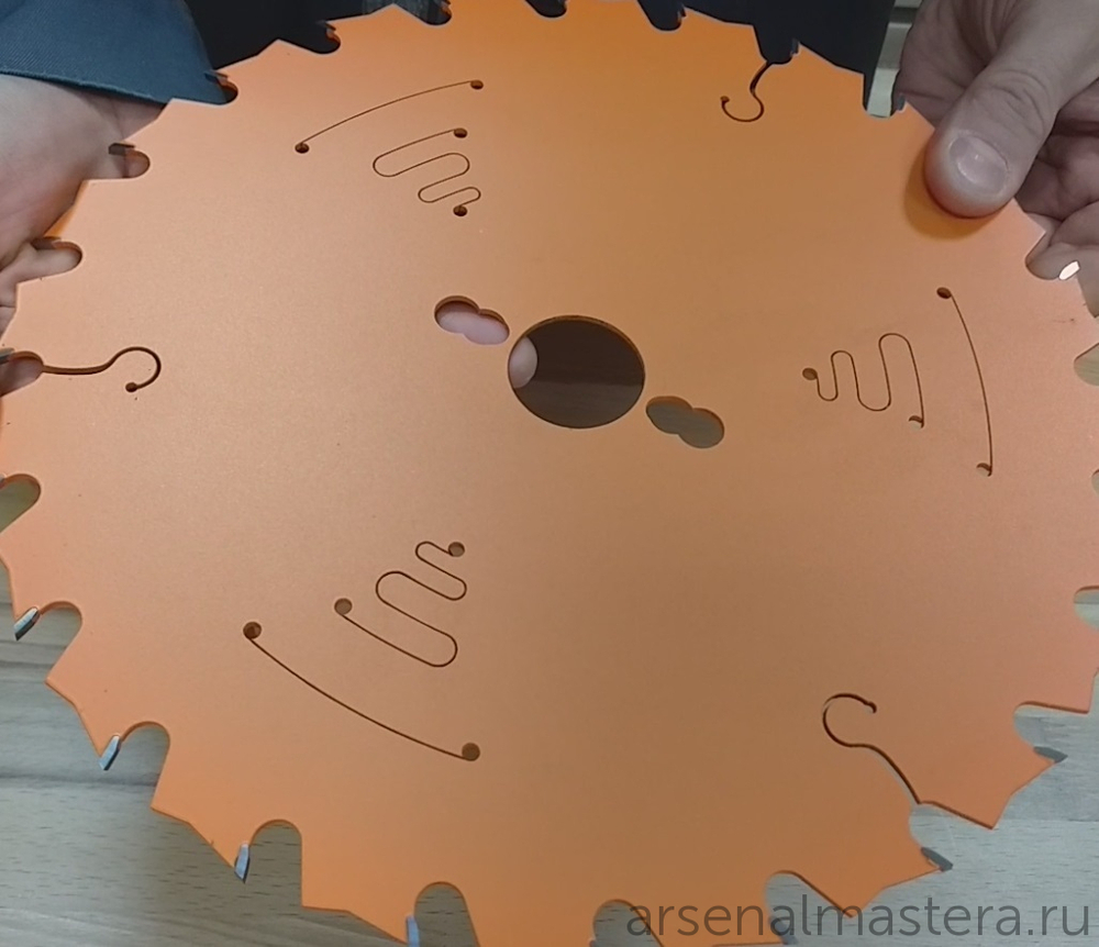 ЛЕТОМ НИЖЕ ХИТ! Диск пильный ультратонкий для продольного пиления 250 x 30 x 2,4 / 1,6 20гр плюс 10гр ATB плюс 8 SHEAR Z24 CMT 271.250.24M
