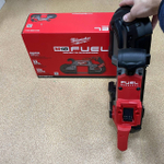 Легкий старт: Аккумуляторная ленточная пила по металлу M18 FUEL CBS125-0 Milwaukee 4933447150