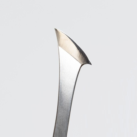 Стамеска для резьбы по дереву Hooked Skew Секира, 22 мм ПЕТРОГРАДЪ М00019707