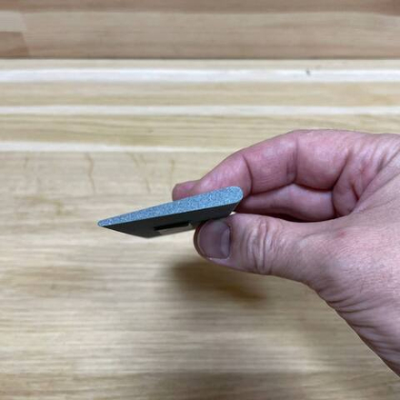 Новинка! Точильный камень для стамесок, резцов 115 х 45 х 6 мм, среднее зерно 220 Narex 895301